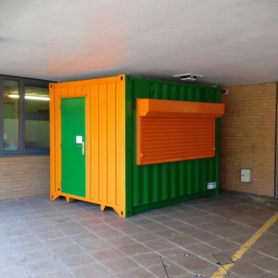 Available Containers 10ft kiosk container r17,000