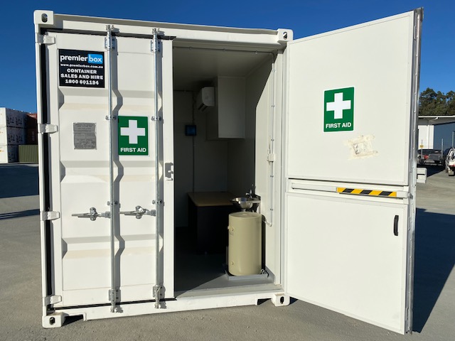 Available Containers 10ft first aid rooms r22,000
