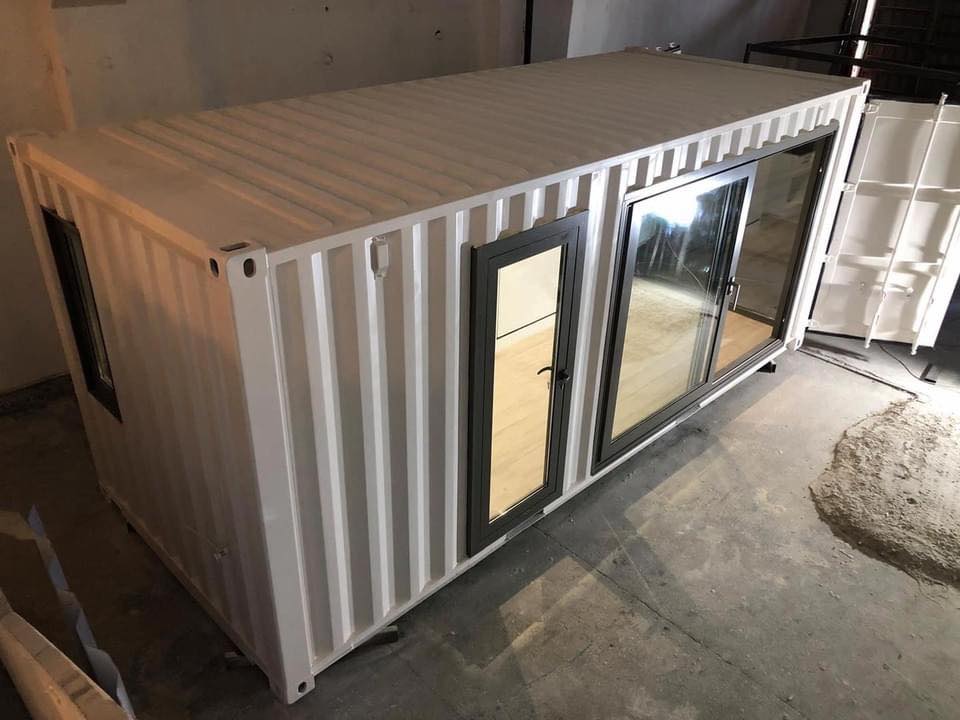 Available Containers 20ft home container r55000
