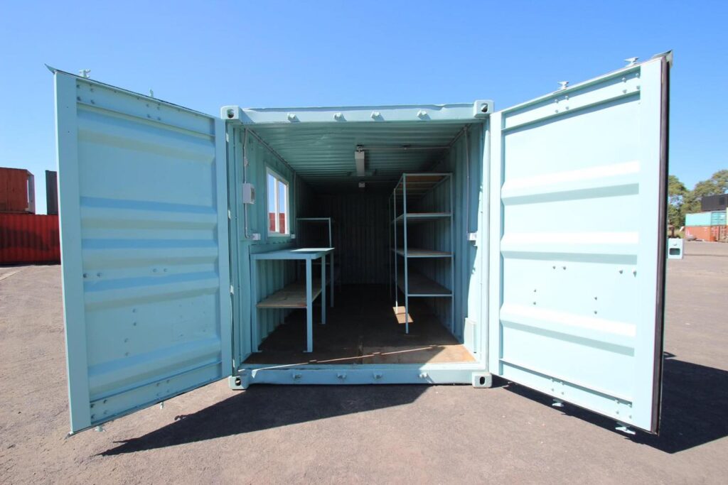 Available Containers 20ft storage r20000
