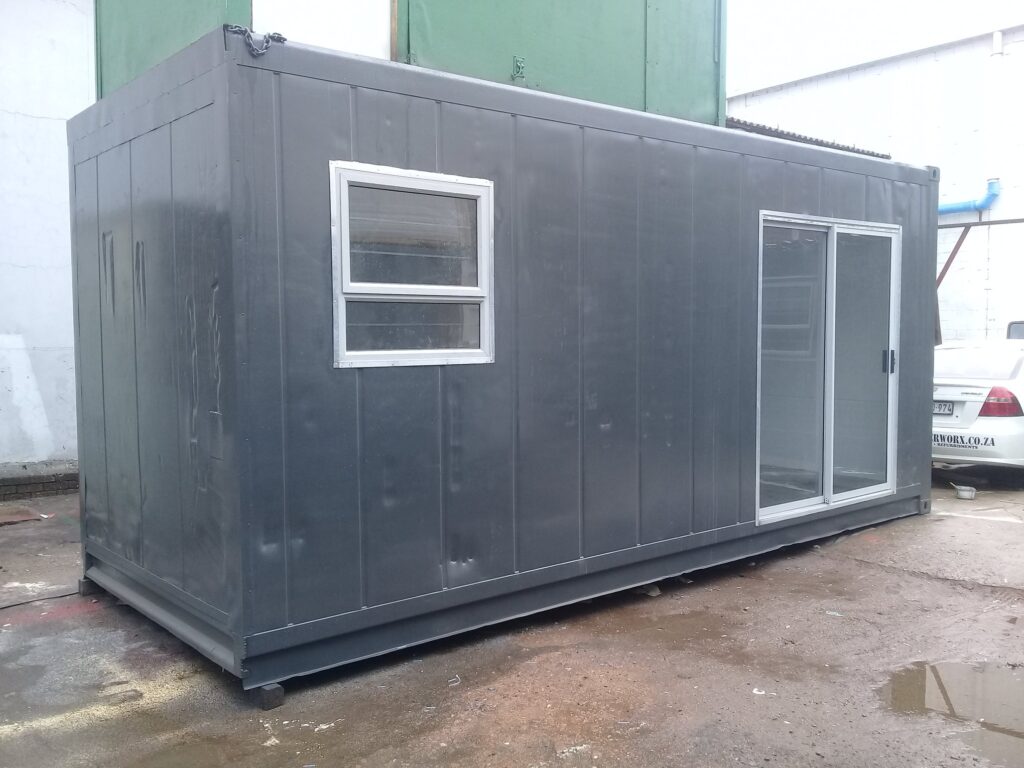 Available Containers 20ft fully insulated executive site office r25,000